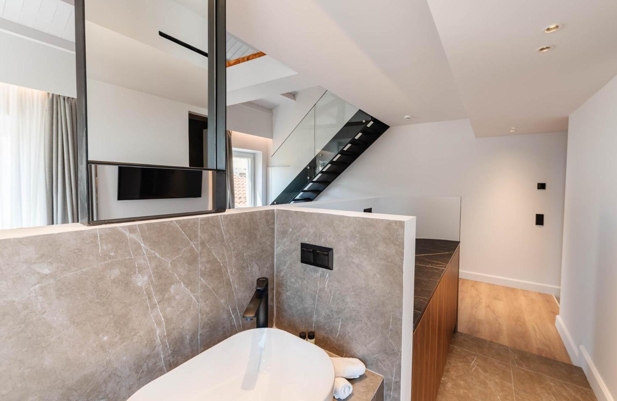 Kantoni Appartement *