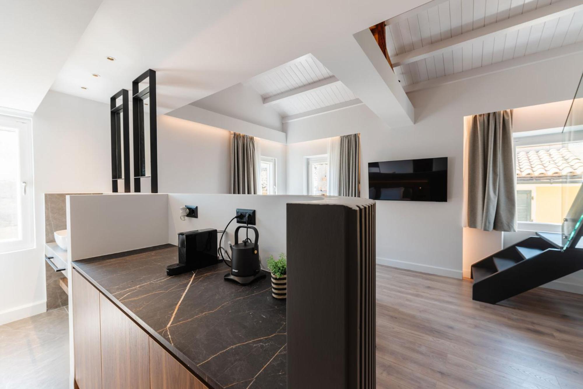 Kantoni Apartment